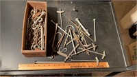 ASSORTED SCREWS, BOLTS, WASHERS AND SUCH IN
