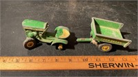VINTAGE JOHN DEERE TOY TRACTOR AND WAGON