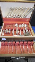 10 PL PLUS SILVER PLATE CUTLERY