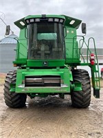 John Deere 9550 Combine, 693 Corn & 620 Grain Head