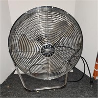 Vintage Lakewood Fan