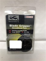 Saunders Blade Gripper