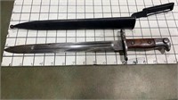 1900 US Bayonet w/Scabbard (marked)