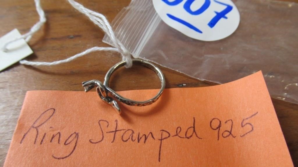 RING STAMPED 925