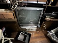PANASONIC TELEVISON WITH VHS AND DVD PLAYERS