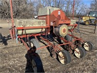 older IH 4 row planter, as is