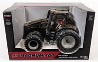 1/16 Case IH Magnum 400 Tractor Black Chrome Chase