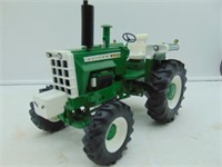 Oliver 2255 FWA-HPOCA Show  Tractor