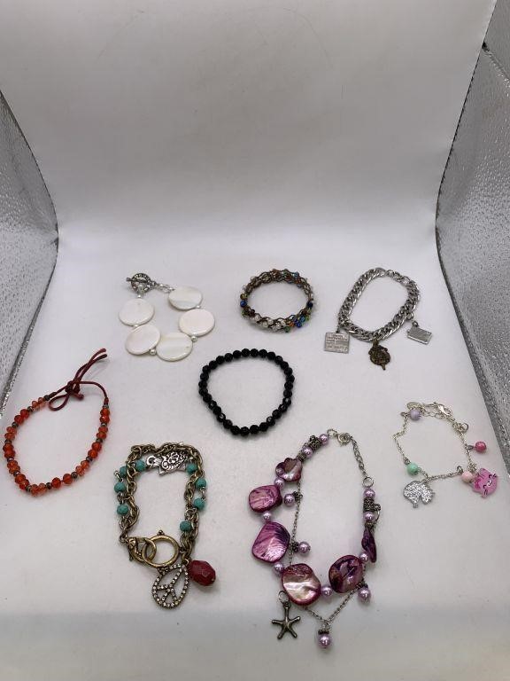 BRACELET LOT OF 8