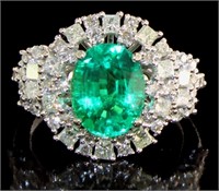 14kt Gold 4.09 ct Emerald & Diamond Ring