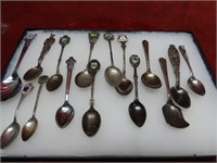 (15)Souvenir spoons. Vintage advertising.