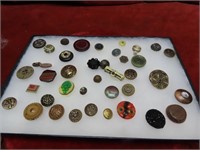 Old & Antique sewing buttons.