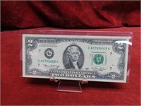 1976 Chicago $2 Bicentennial US banknote.