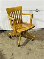 oak swivel office arm chair