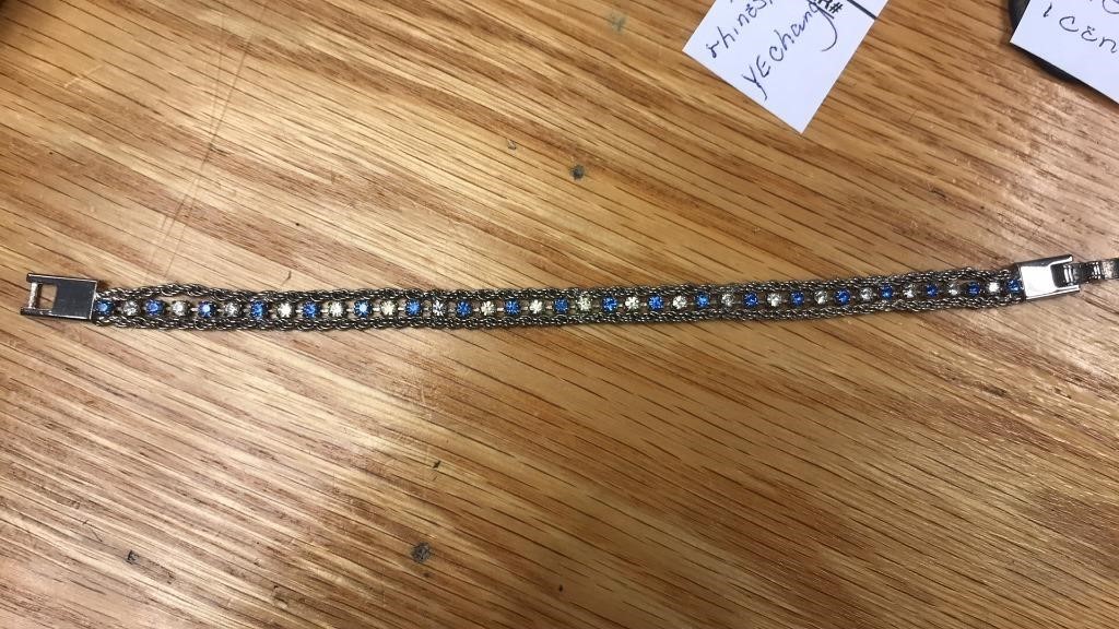 Rhinestone YECHANG bracelet 7 1/2in