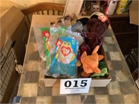 Flat lot of TY beanie babies