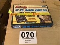 Grizzly 52 piece, razor knife set