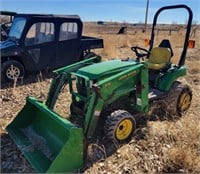 John Deere 2210 Hydrostatic Lawn Tractor w/ Loader