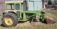 John Deere "2640" Tractor w/ JD "140" Loader