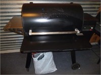 Traeger Ironwood 885 Outdoor Pellet Grill & Smoker