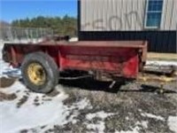 New Holland Manure Spreader