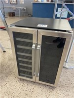 TCL B422D WINE & BEVERAGE COOLER-UNDERGRID DENTED