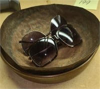 Copper pans & stylish sunglasses