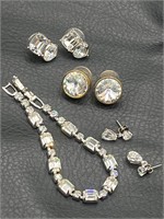 Weiss & other vintage rhinestone jewelry