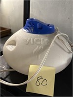 Vicks vapor mist / not tested
