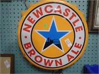 ELECTRIC NEWCASTLE BROWN ALE LIGHT 19"