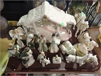 HAWTHORNE VILLAGE PORCELAIN NATIVITY SET