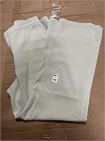 size medium women pants