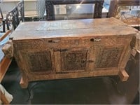 Large Vintage Buffet Table ??