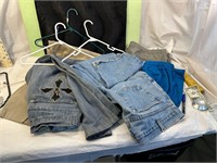 SIZE 38 NWT KHAKI'S , 2 JEANS , 2 SHORTS