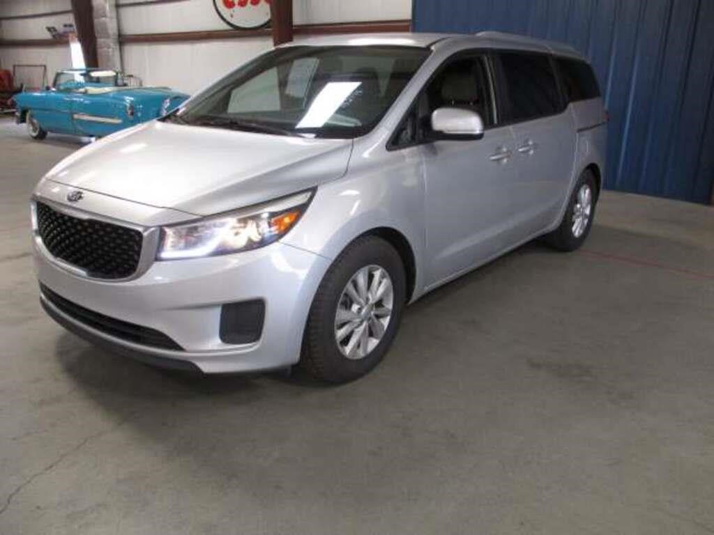 2016 Kia SEDONA