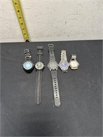 LOT OF  5 WATCHES