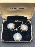 Wedgewood English silver necklace and earrings