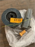 Sanding/Grinding Wheels, Staples