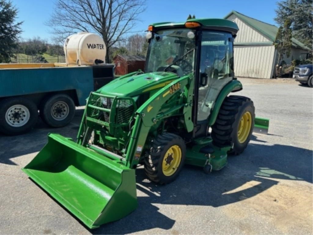 John Deere Compact Tractor with Front End Loader