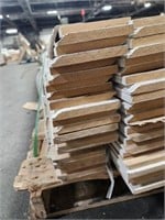 1 LOT STACK APPROX. (256) LINEAL FEET Metrie MDF