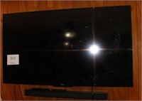 Sony 60' TV & Soundbar w Remotes