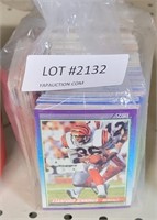 300+  FOOTBALL TRADING CARDS