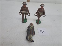 Manoil Stretcher Bearers with Wounded