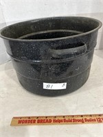 Large Granite Ware Enamel Pot