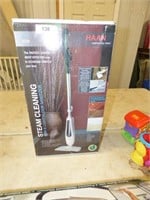 NEW IN THE BOX HAAN STEAM CLEANING MOP