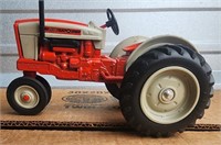 Ertl Ford 901 Select-O-Speed Die Cast Tractor