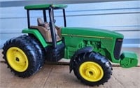 Ertl John Deere 8400 Die Cast Tractor
