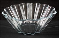 Vintage Pyrex Glass Serving Jello Bowl