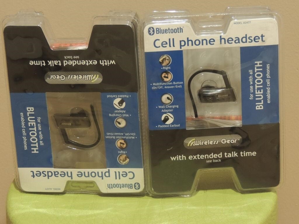 2 NEW BLUETOOTH CELL PHONE HEADSETS