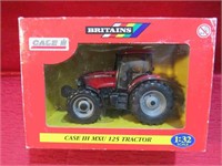 Britains Case IH 125 Tractor 1:32 Diecast w Box